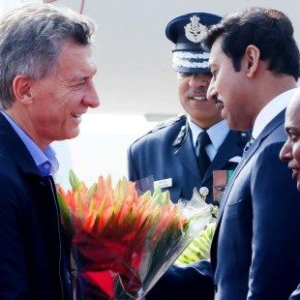 Macri llegó a la India, donde mantendrá reuniones con funcionarios y empresarios
